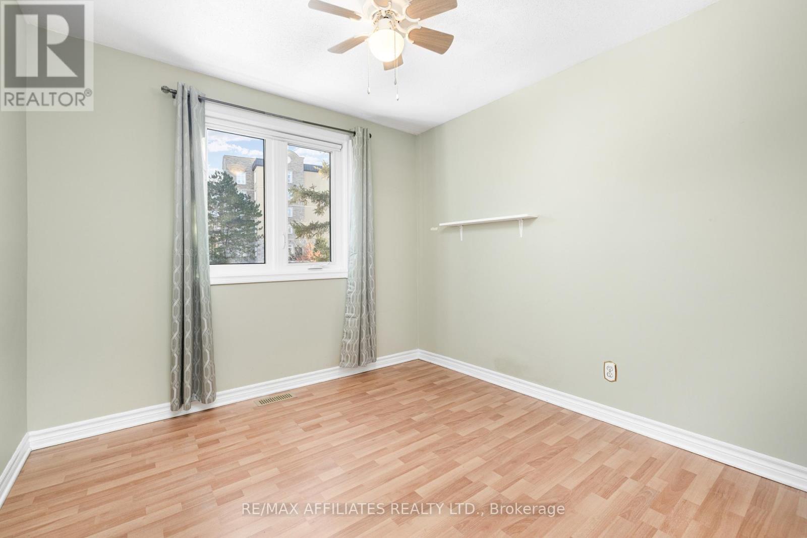 2 Shadow Court, Ottawa, Ontario  K2H 9E4 - Photo 26 - X12598314