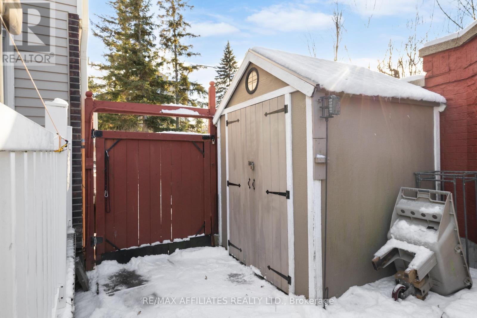 2 Shadow Court, Ottawa, Ontario  K2H 9E4 - Photo 38 - X12598314