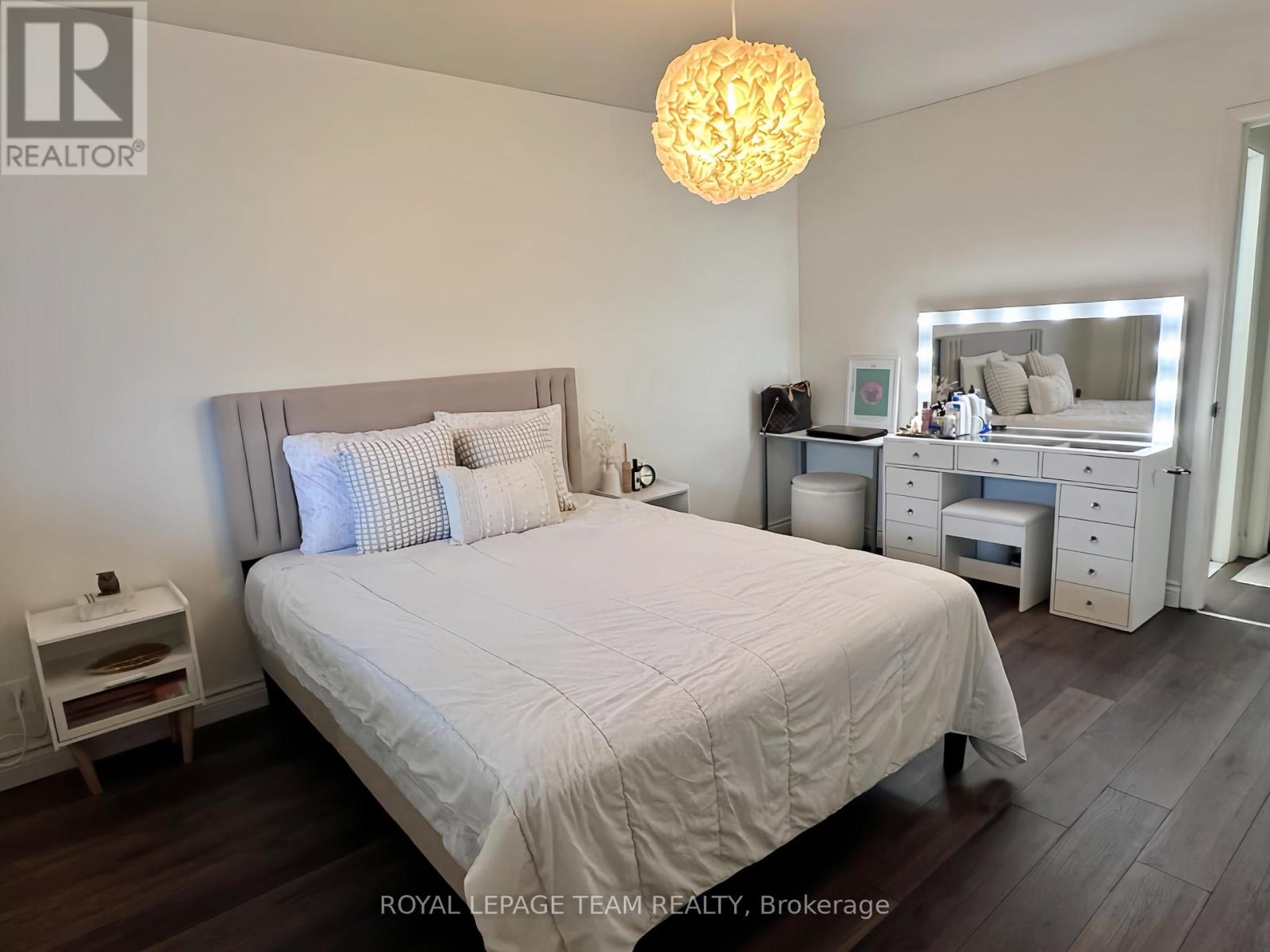 1121 Fifth Street E, Cornwall, Ontario  K6H 2M9 - Photo 4 - X12598394