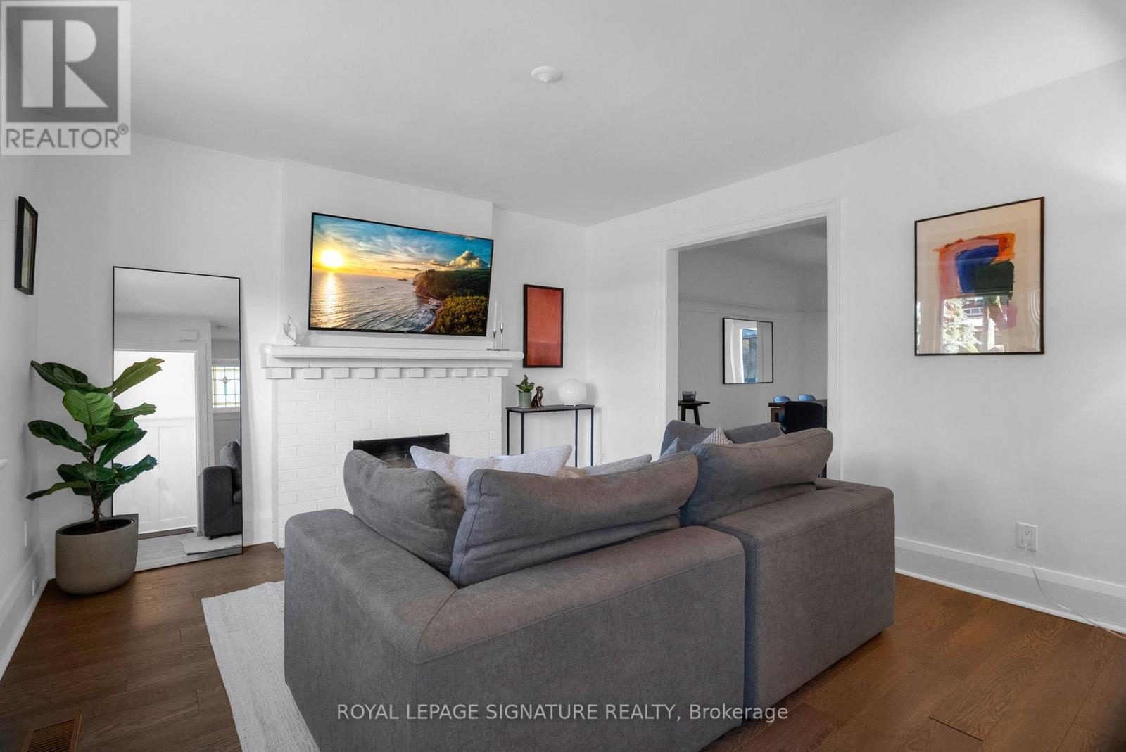 303 Forman Avenue, Toronto, Ontario  M4S 2S6 - Photo 4 - C12598220