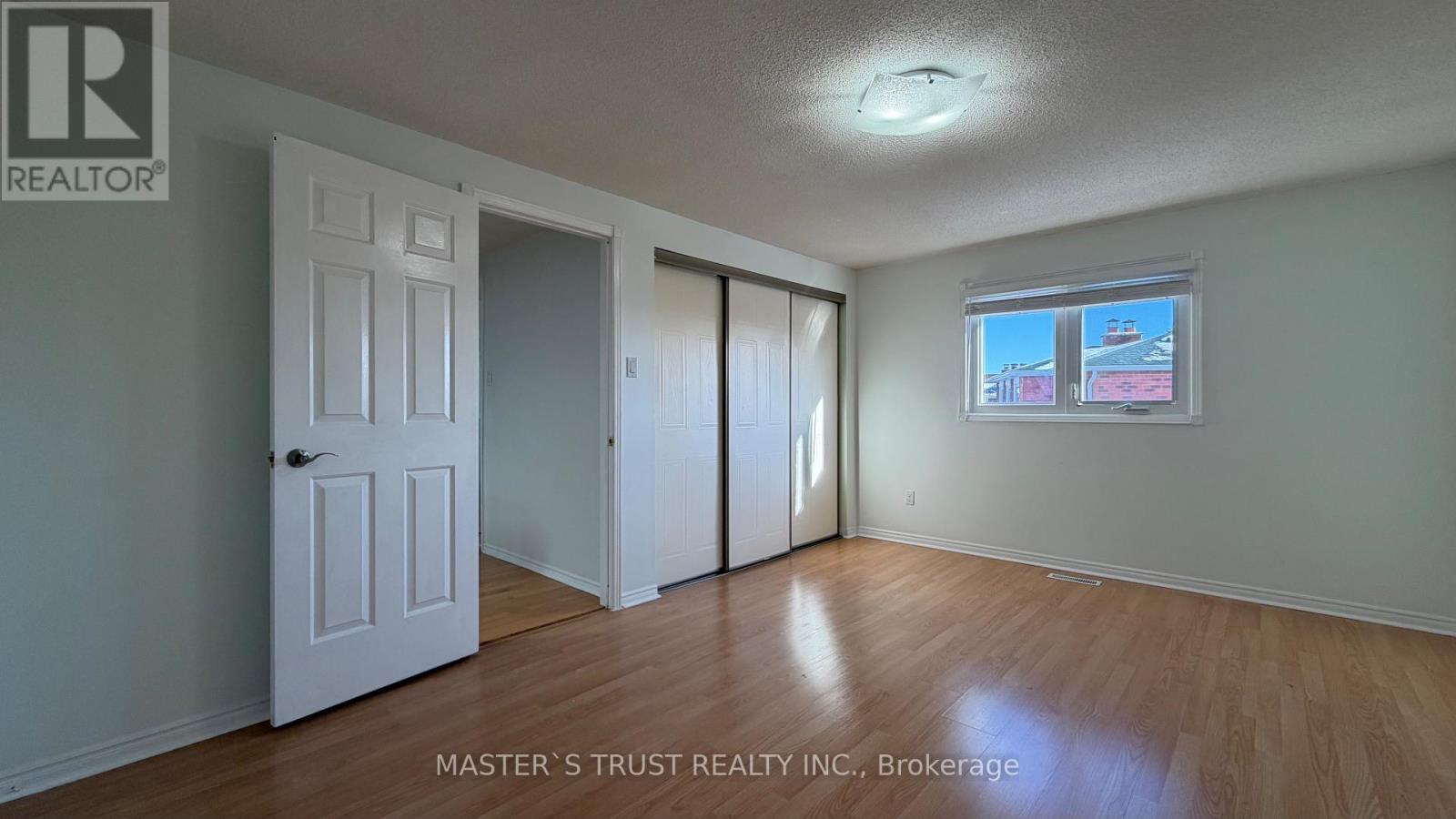 31 Goldhawk Trail, Toronto (Milliken), Ontario  M1V 3R4 - Photo 19 - E12596436