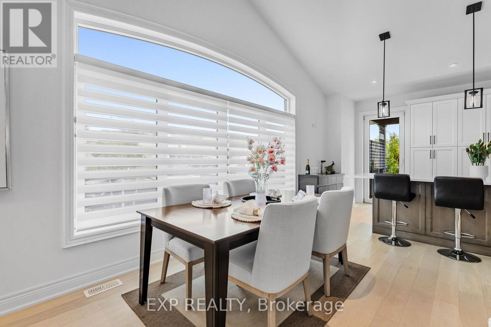 4242 Village Creek Drive, Fort Erie, Ontario L0S 1S0 - Photo 12 - X12598300