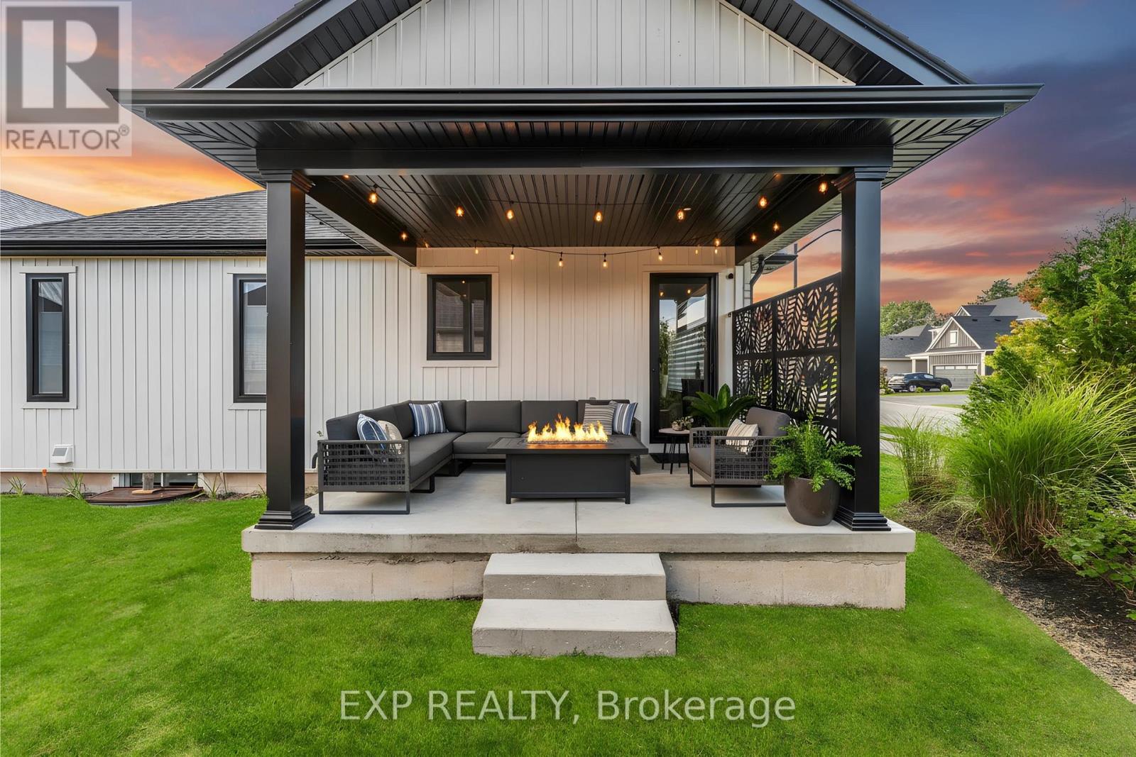 4242 Village Creek Drive, Fort Erie, Ontario L0S 1S0 - Photo 38 - X12598300