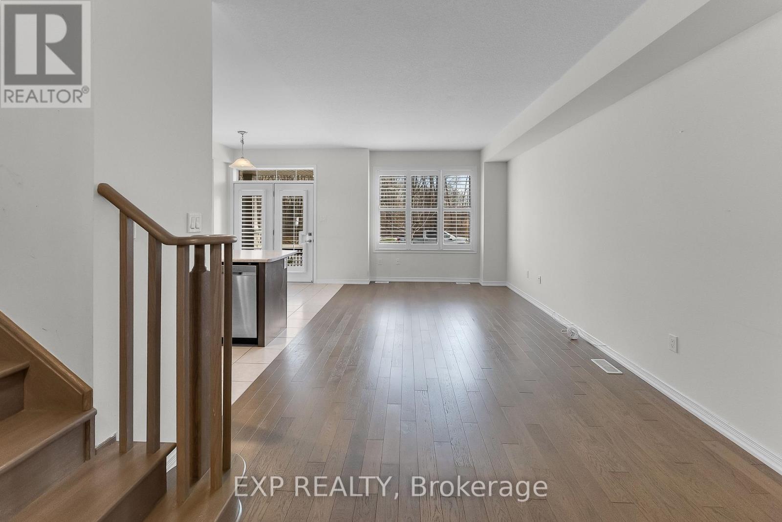 15 - 8273 Tulip Tree Drive, Niagara Falls, Ontario  L2H 3S8 - Photo 4 - X12598308