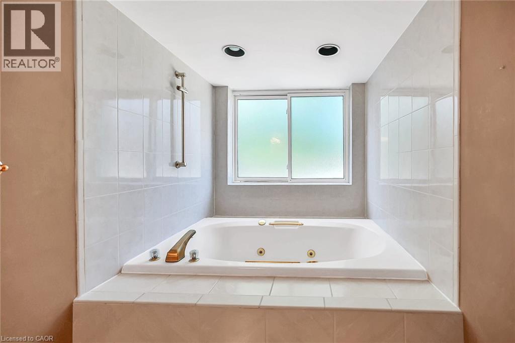 150 Wilson Street W Unit# Ph1, Ancaster, Ontario  L9G 4E7 - Photo 31 - 40792038