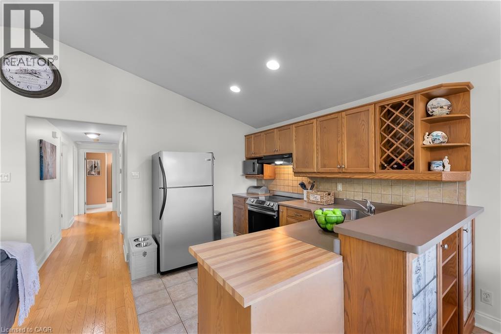 7321 Dorchester Road, Niagara Falls, Ontario  L2G 5V8 - Photo 12 - 40791229