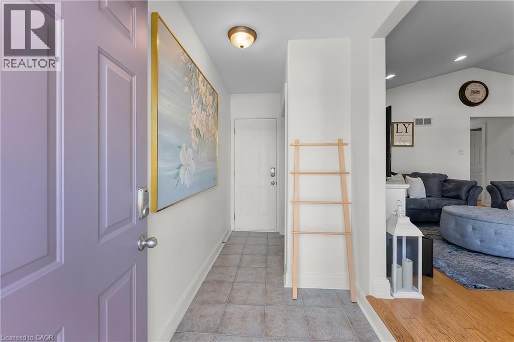 7321 Dorchester Road, Niagara Falls, Ontario  L2G 5V8 - Photo 4 - 40791229