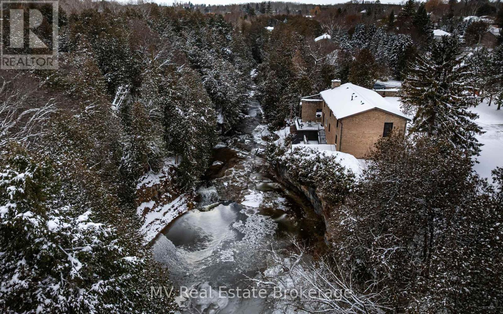 6 Millridge Estate Private, Centre Wellington, Ontario  N0B 1S0 - Photo 49 - X12598304