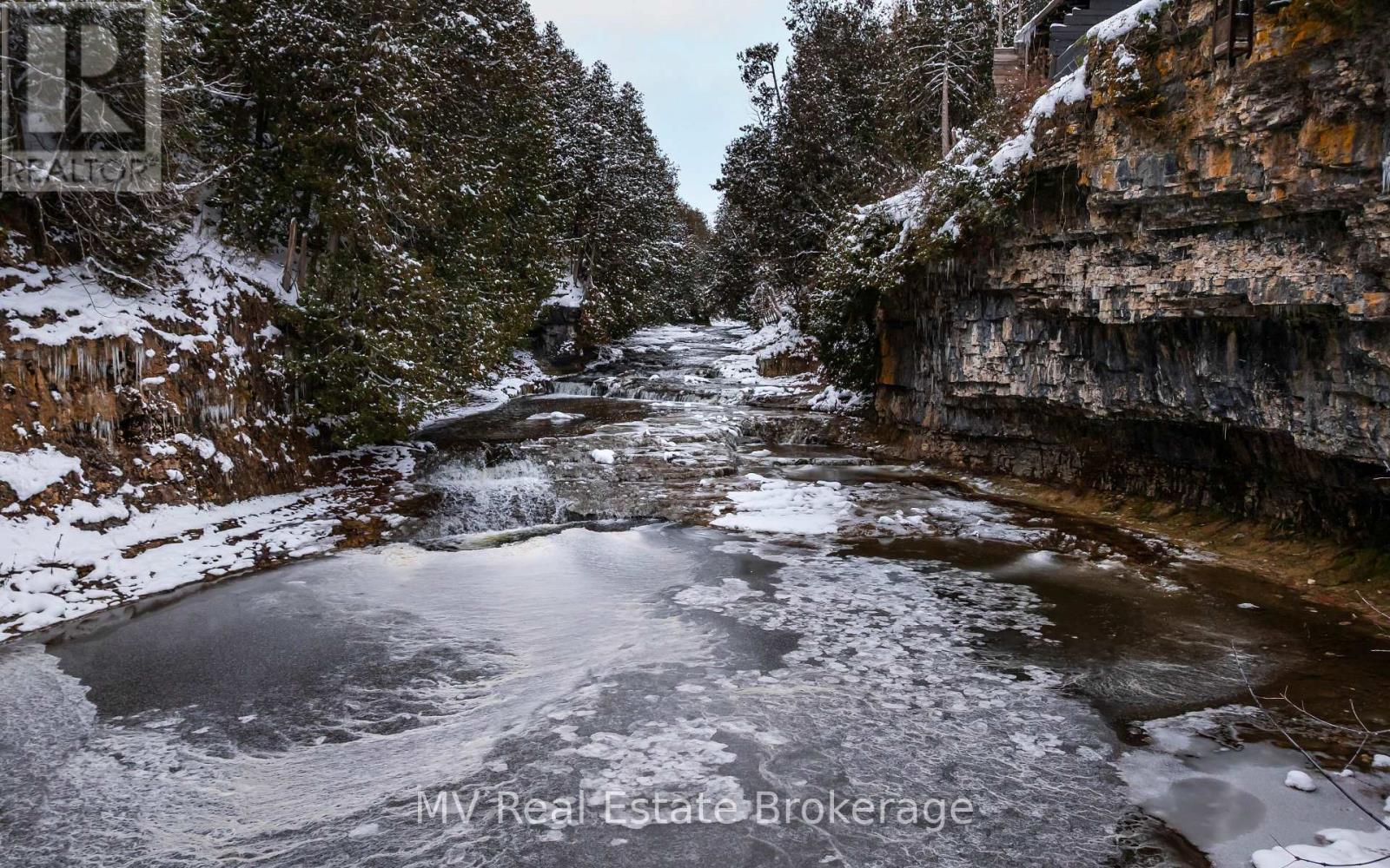 6 Millridge Estate Private, Centre Wellington, Ontario  N0B 1S0 - Photo 50 - X12598304
