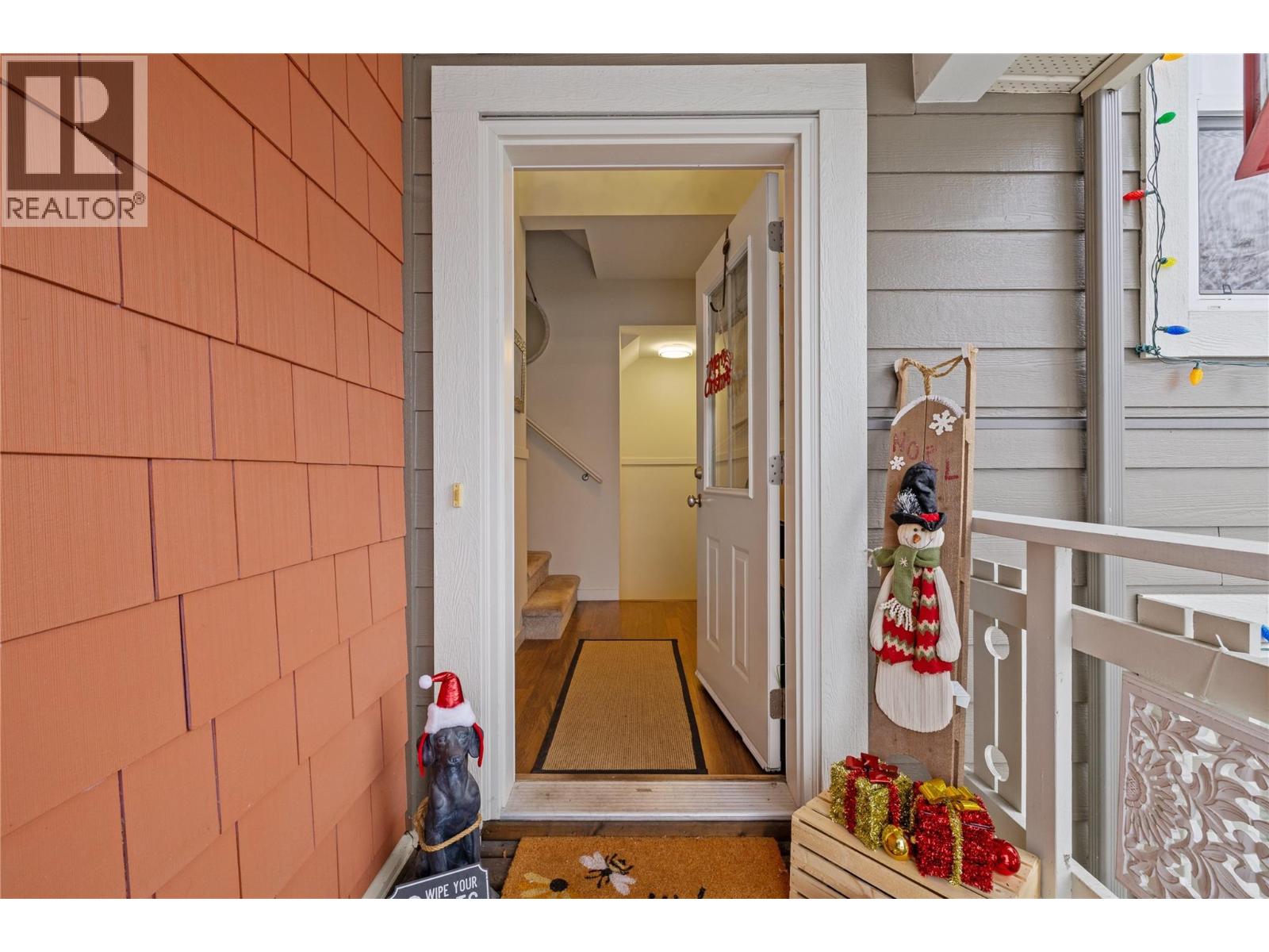 5451 South Perimeter Way, Kelowna, British Columbia  V1W 5H9 - Photo 30 - 10370277