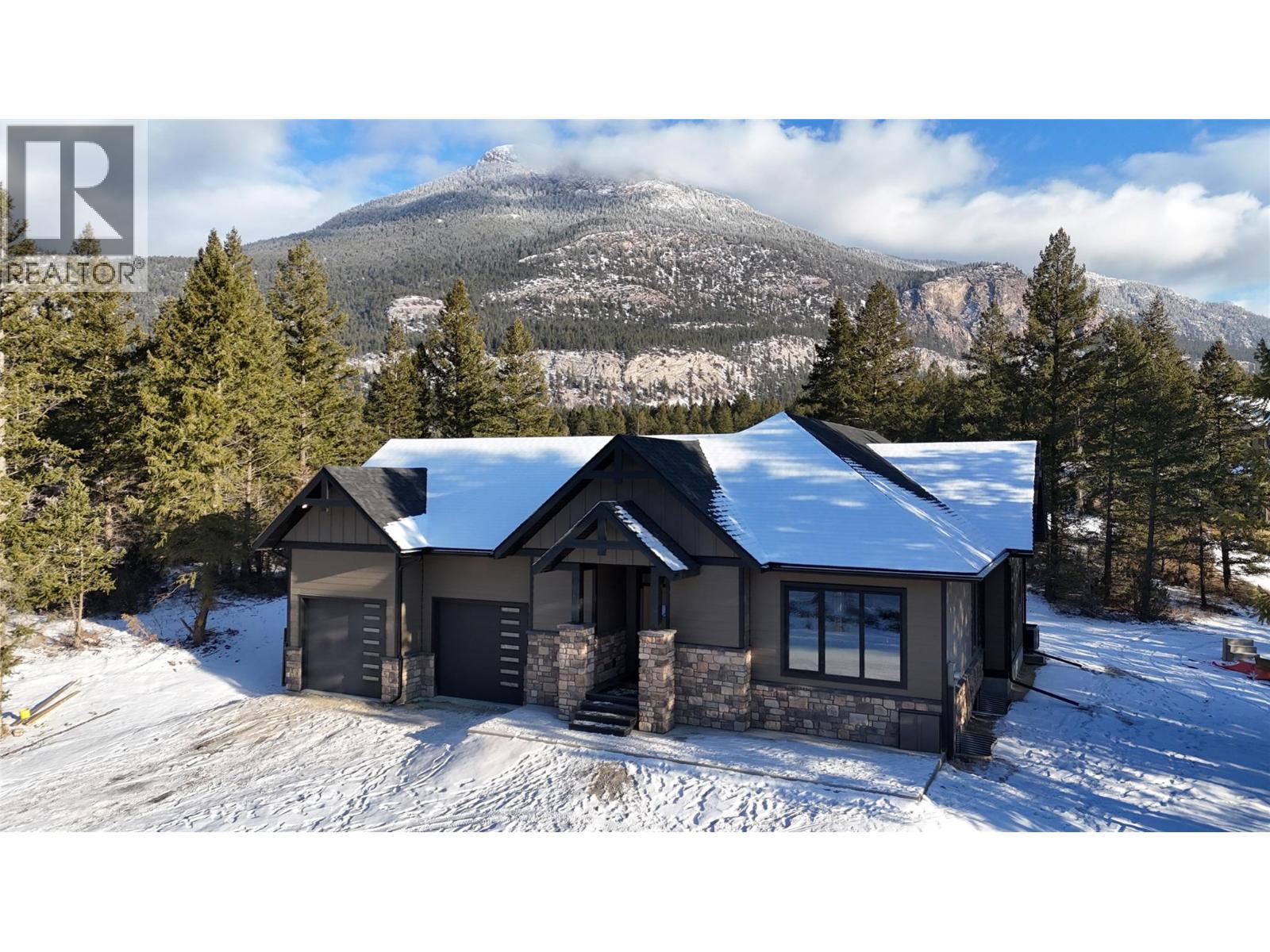 5072 Berland Bend Lot# 34, Windermere, British Columbia