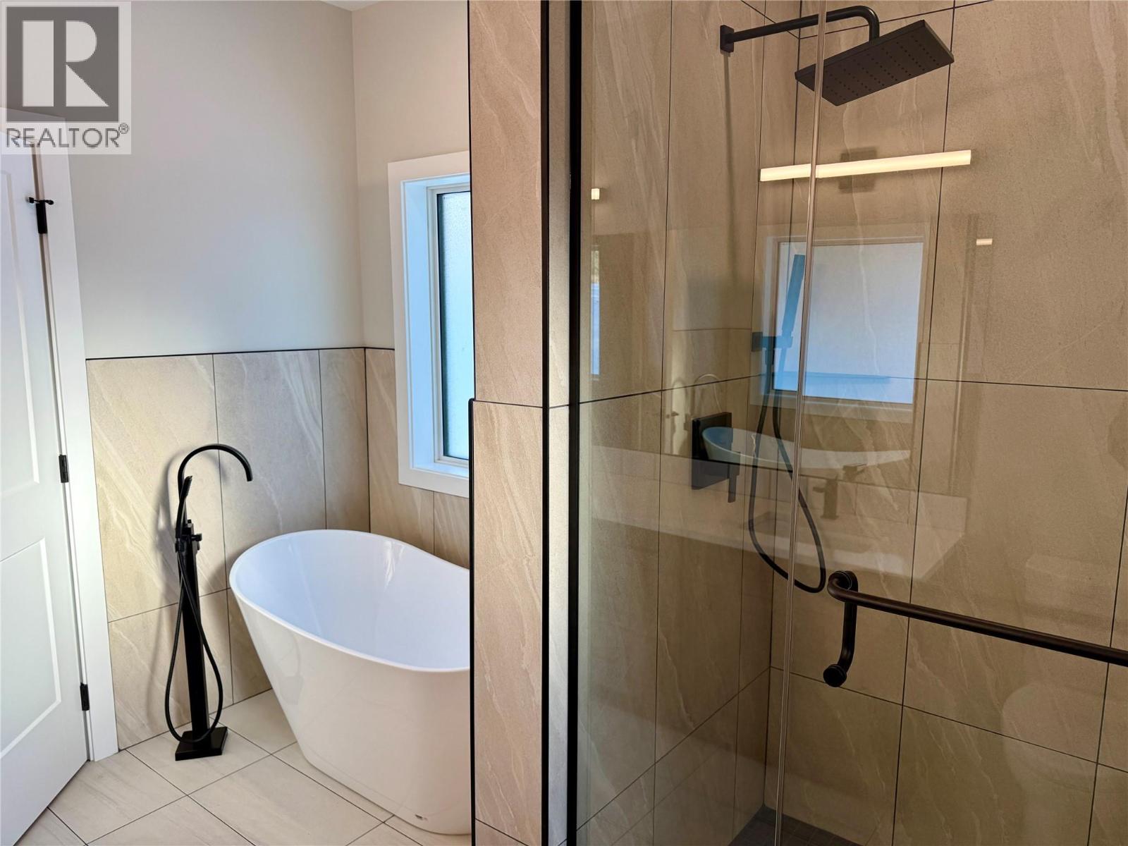 5072 Berland Bend Lot# 34, Windermere, British Columbia V0A 1K3 - Photo 28 - 10370493