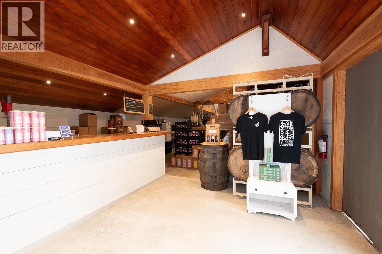 620 Laura Road, Bowen Island, British Columbia  V0N 1G2 - Photo 21 - R2983894