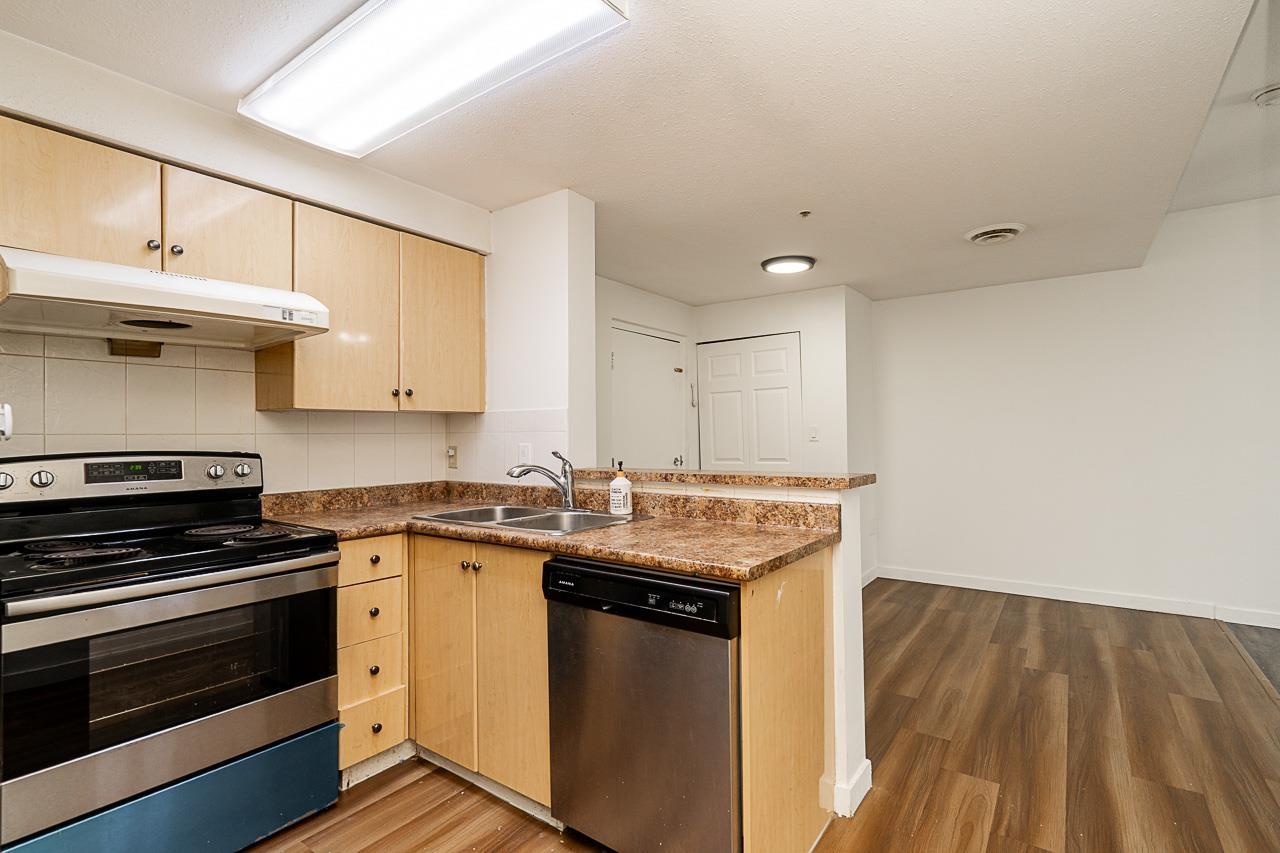 210 9278 120, Surrey, British Columbia  V3W 4B8 - Photo 17 - R3071755