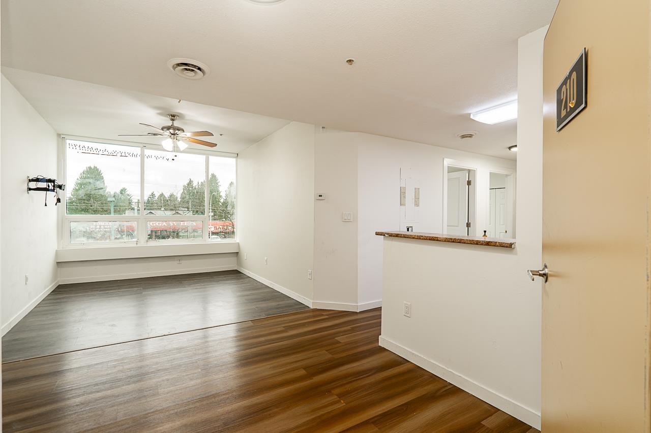 210 9278 120, Surrey, British Columbia  V3W 4B8 - Photo 9 - R3071755