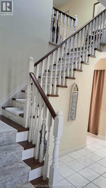 12033 St. Thomas Crescent, Tecumseh, Ontario N8N 3V6 - Photo 16 - 25031059