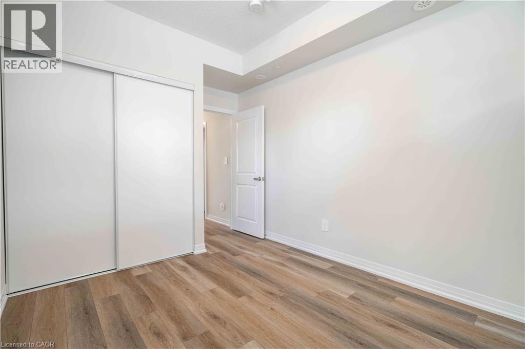 1585 Rose Way Unit# 126, Milton, Ontario  L9E 1N4 - Photo 11 - 40792131