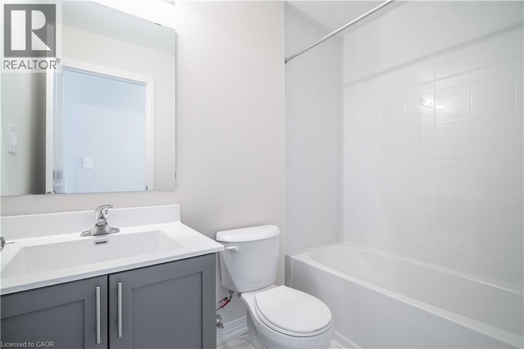 1585 Rose Way Unit# 126, Milton, Ontario  L9E 1N4 - Photo 12 - 40792131