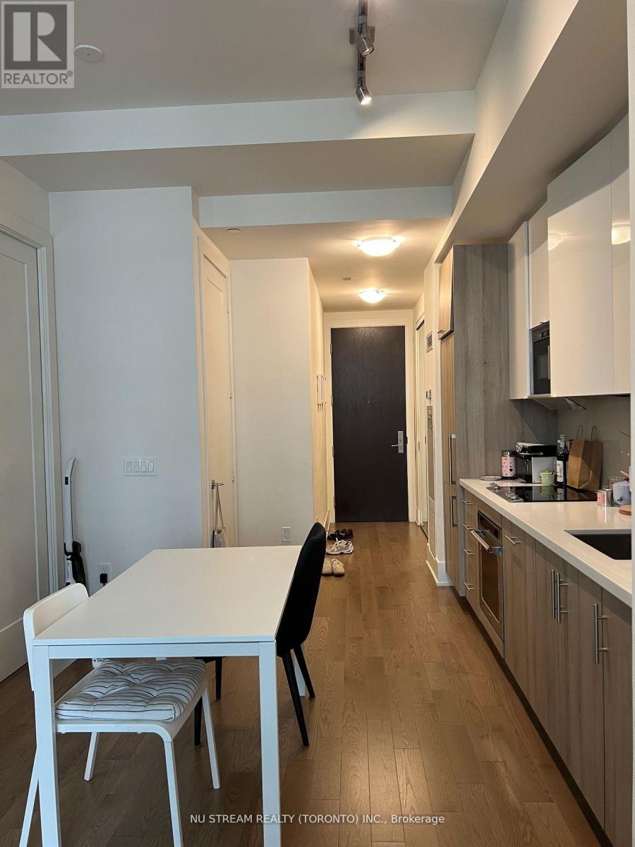 2802 - 330 Richmond Street W, Toronto, Ontario  M5V 0M4 - Photo 6 - C12598310