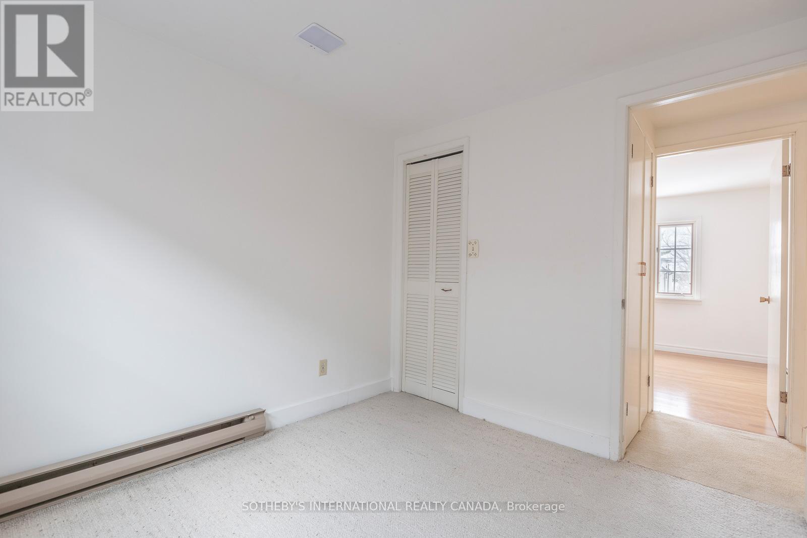 24 Douglas Crescent, Toronto, Ontario  M4W 2E7 - Photo 20 - C12598336