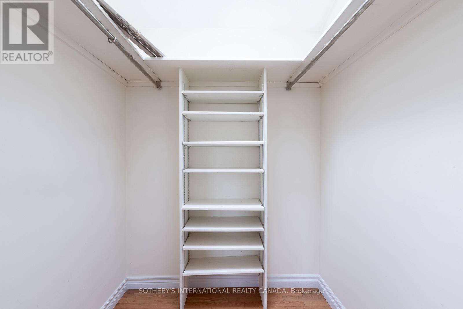 24 Douglas Crescent, Toronto, Ontario  M4W 2E7 - Photo 26 - C12598336