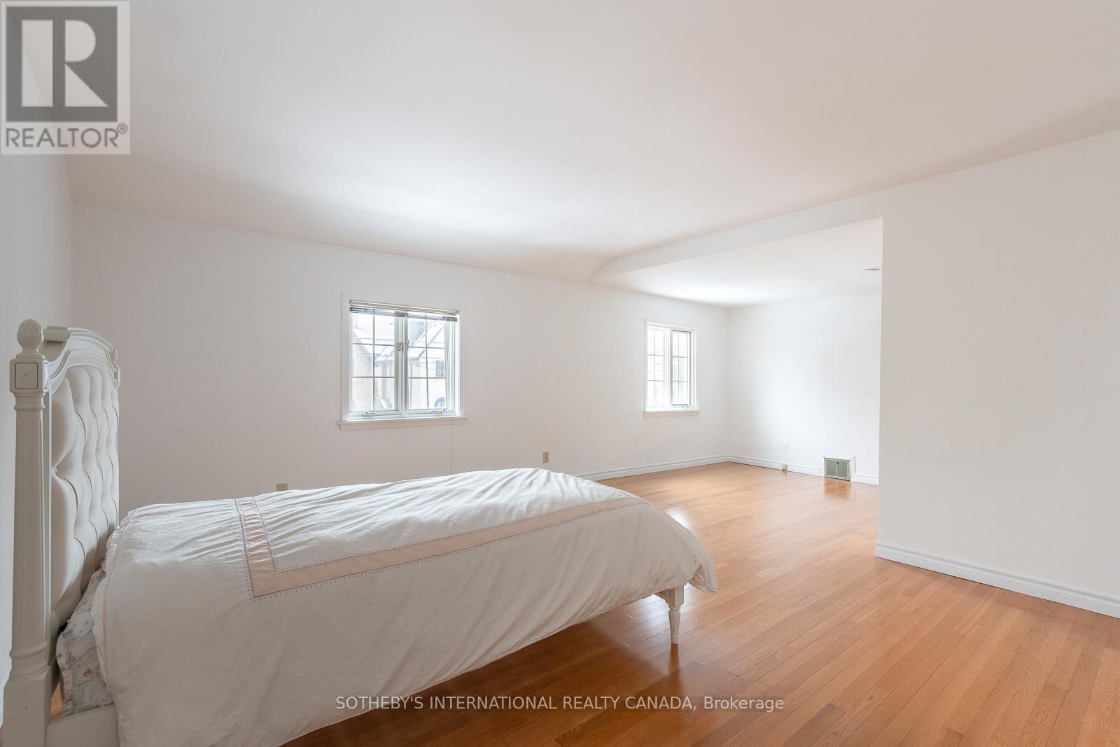 24 Douglas Crescent, Toronto, Ontario  M4W 2E7 - Photo 27 - C12598336