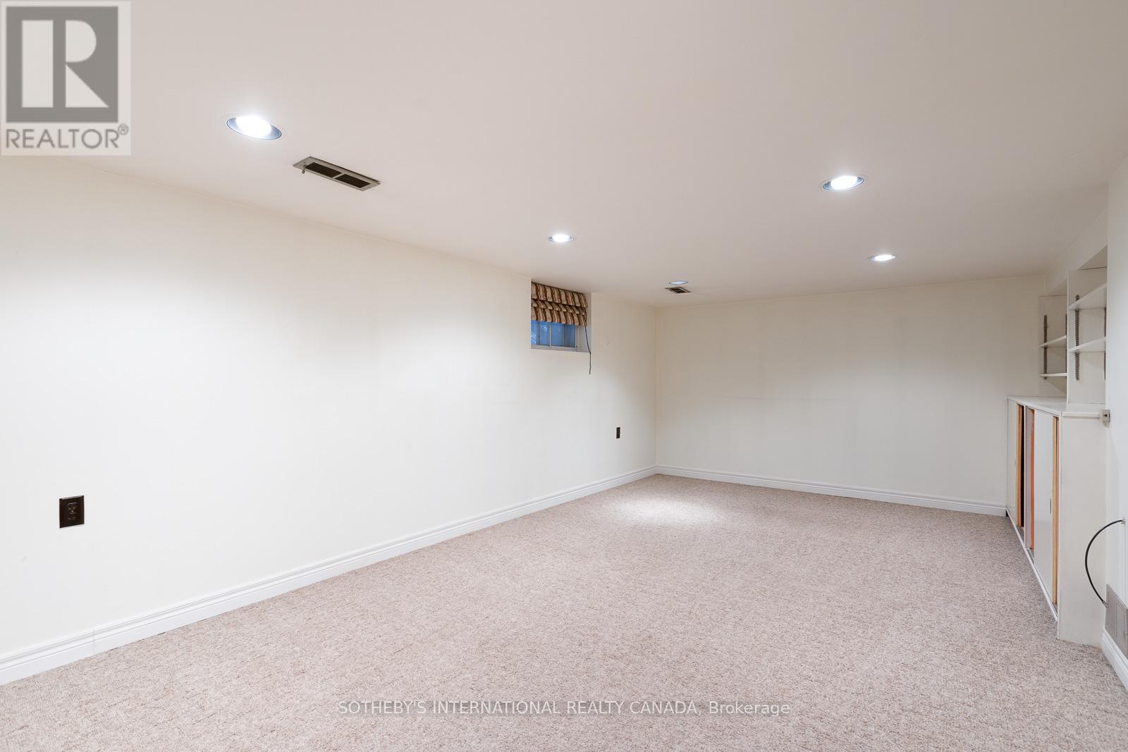 24 Douglas Crescent, Toronto, Ontario  M4W 2E7 - Photo 33 - C12598336