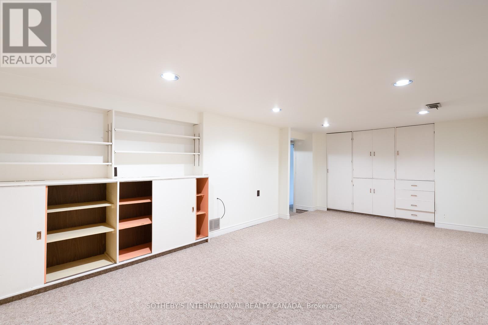 24 Douglas Crescent, Toronto, Ontario  M4W 2E7 - Photo 34 - C12598336