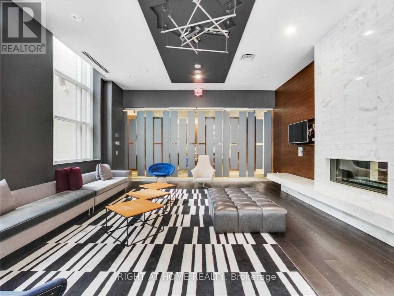 412 - 105 George Street, Toronto (Moss Park), Ontario  M5A 2N4 - Photo 8 - C12598378