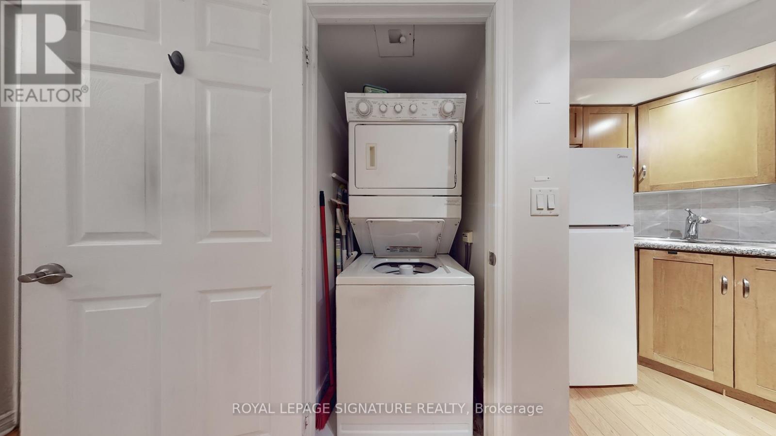 1030 - 250 Wellington Street W, Toronto, Ontario  M5V 3P6 - Photo 17 - C12598402