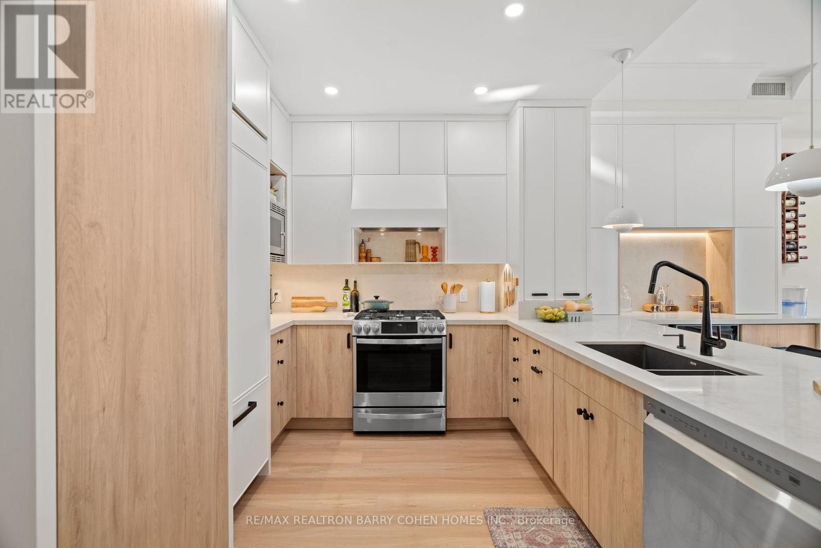 201 - 336 Davenport Road, Toronto, Ontario  M5R 1K6 - Photo 16 - C12598432