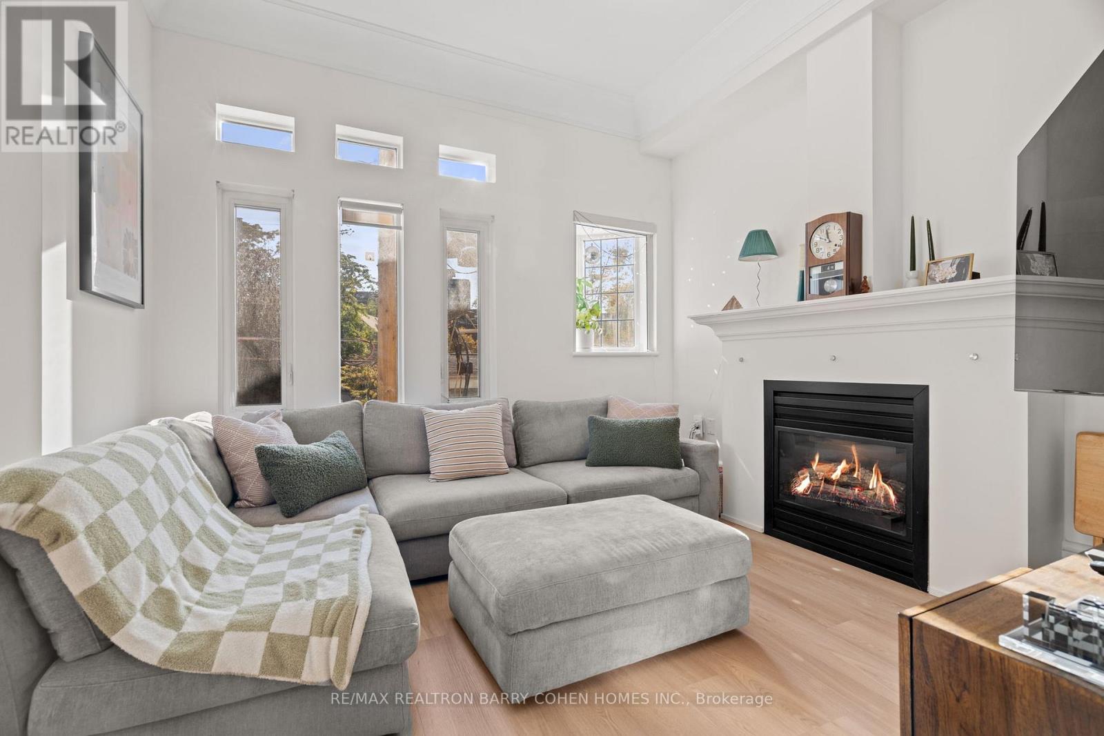 201 - 336 Davenport Road, Toronto, Ontario  M5R 1K6 - Photo 4 - C12598432