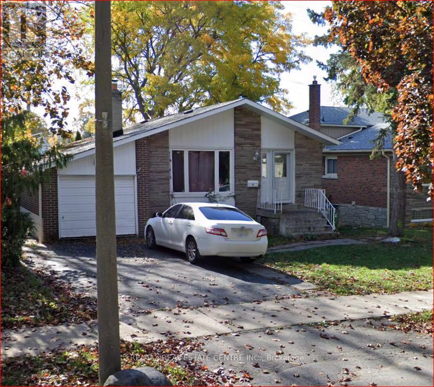 45 SUMMERSIDE CRESCENT, Toronto, Ontario