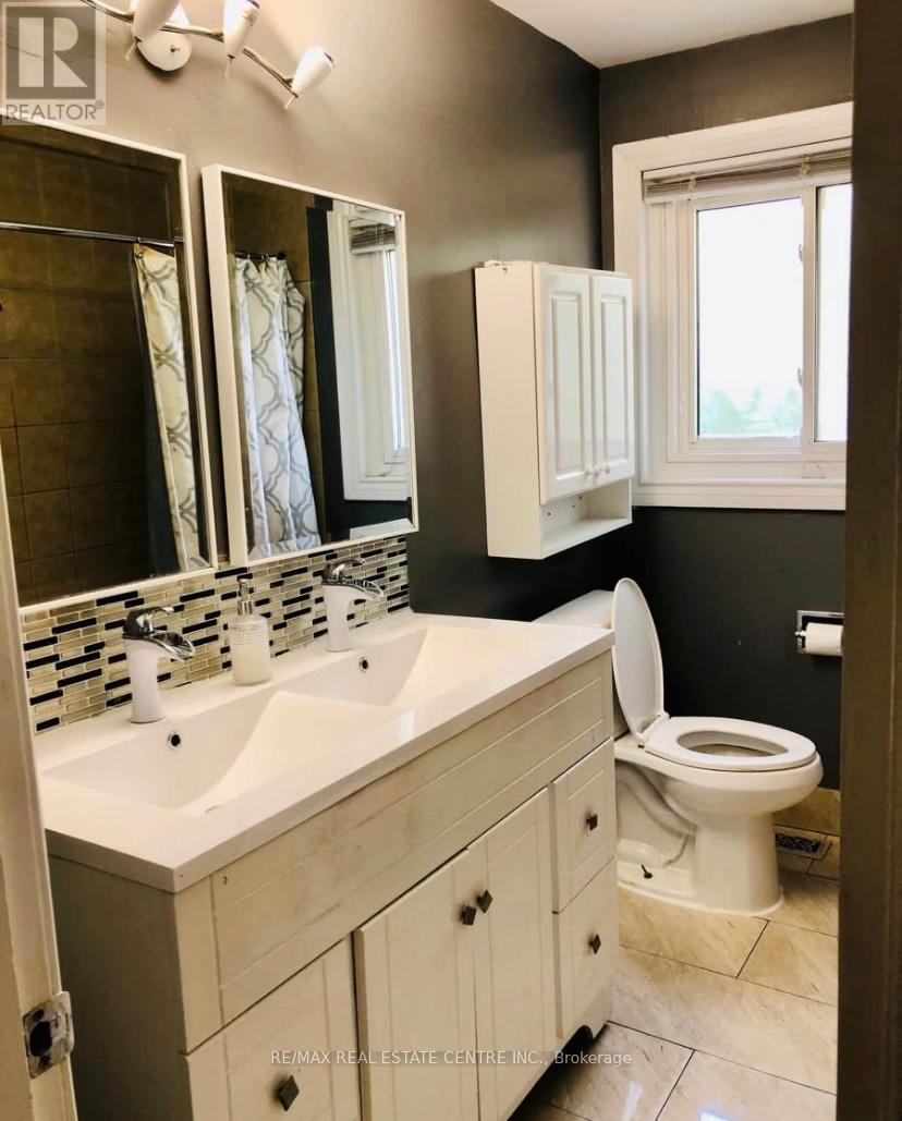 45 Summerside Crescent, Toronto, Ontario M2H 1W9 - Photo 5 - C12598484