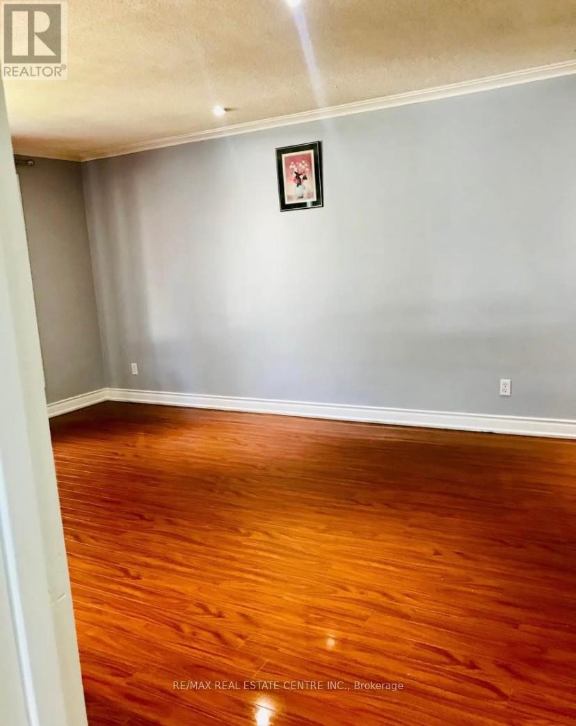 45 Summerside Crescent, Toronto, Ontario M2H 1W9 - Photo 7 - C12598484