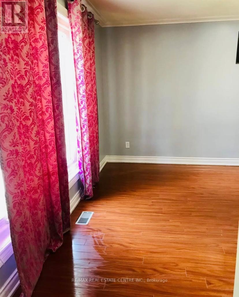 45 Summerside Crescent, Toronto, Ontario M2H 1W9 - Photo 8 - C12598484