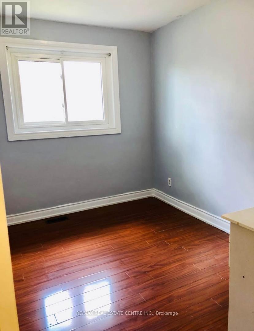 45 Summerside Crescent, Toronto, Ontario M2H 1W9 - Photo 9 - C12598484