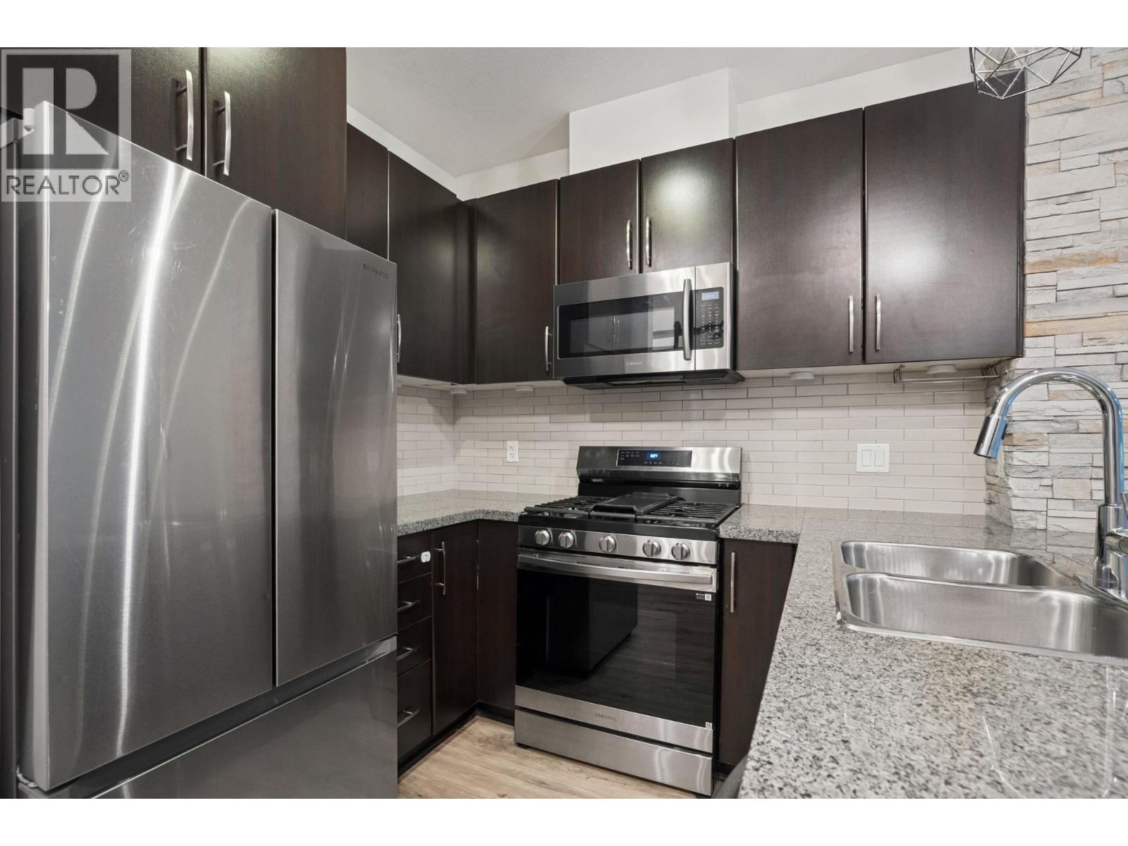 103 701 Klahanie Drive, Port Moody, British Columbia  V3H 5C6 - Photo 11 - R3071547