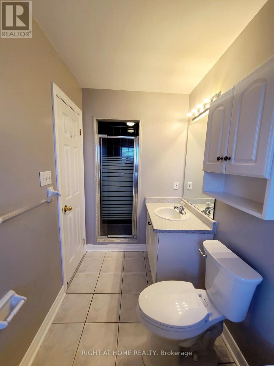 99 Snedden Avenue, Aurora, Ontario  L4G 7K9 - Photo 19 - N12598282