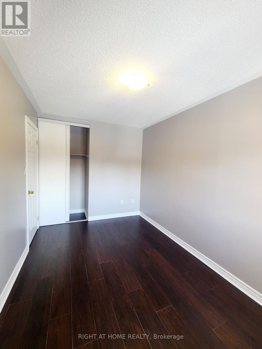 99 Snedden Avenue, Aurora, Ontario  L4G 7K9 - Photo 20 - N12598282