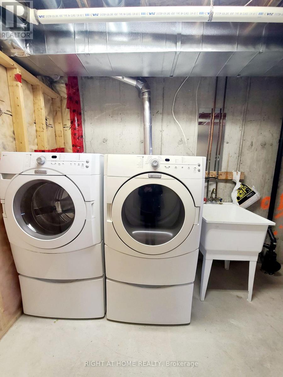 99 Snedden Avenue, Aurora, Ontario  L4G 7K9 - Photo 26 - N12598282