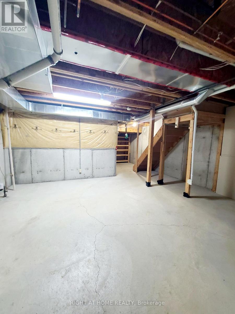 99 Snedden Avenue, Aurora, Ontario  L4G 7K9 - Photo 28 - N12598282