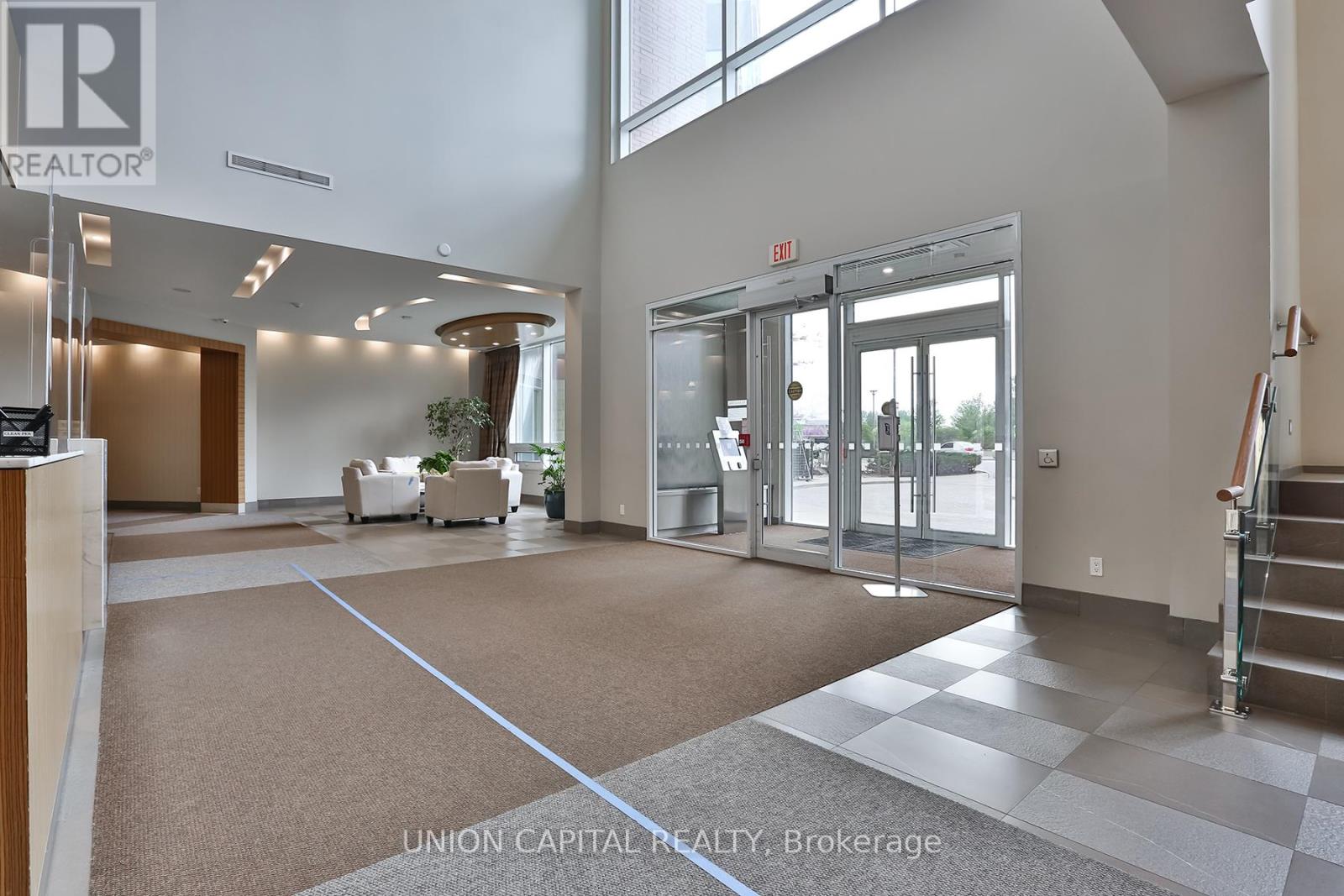 317 - 60 South Town Centre Boulevard, Markham (Unionville), Ontario  L6G 0C5 - Photo 2 - N12598362