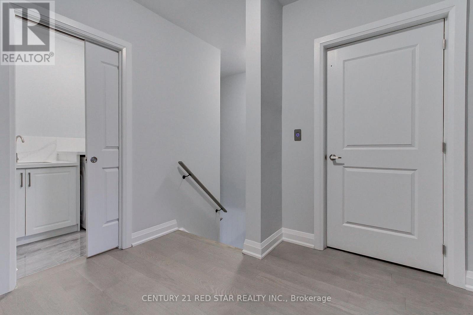 23 - 260 Eagle Street, Newmarket, Ontario  L3Y 1K1 - Photo 34 - N12598380