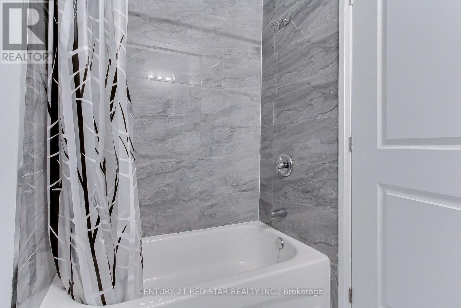 23 - 260 Eagle Street, Newmarket, Ontario  L3Y 1K1 - Photo 46 - N12598380