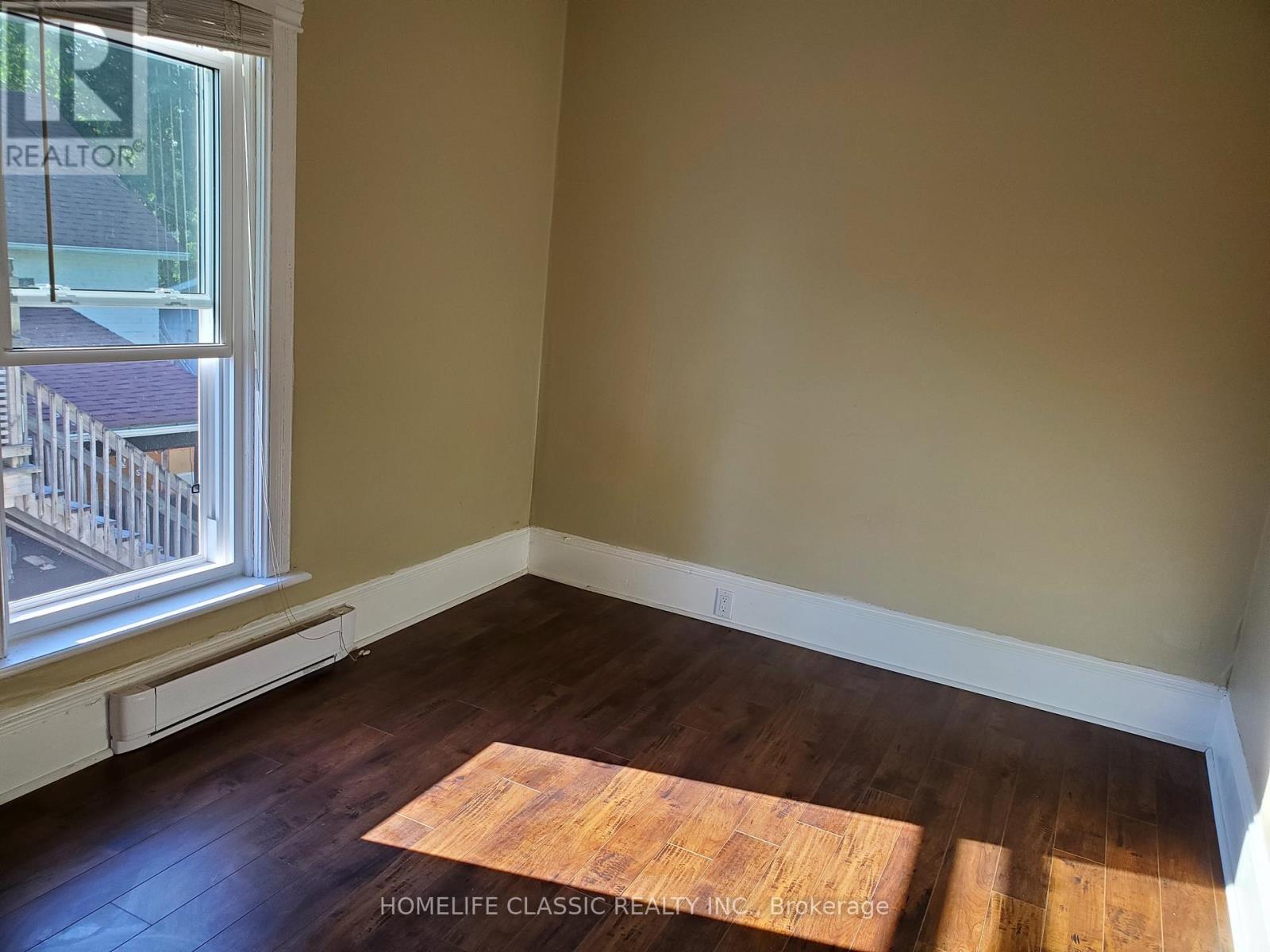 2 - 396 Simcoe Street, Brock, Ontario  L0K 1A0 - Photo 5 - N12598382