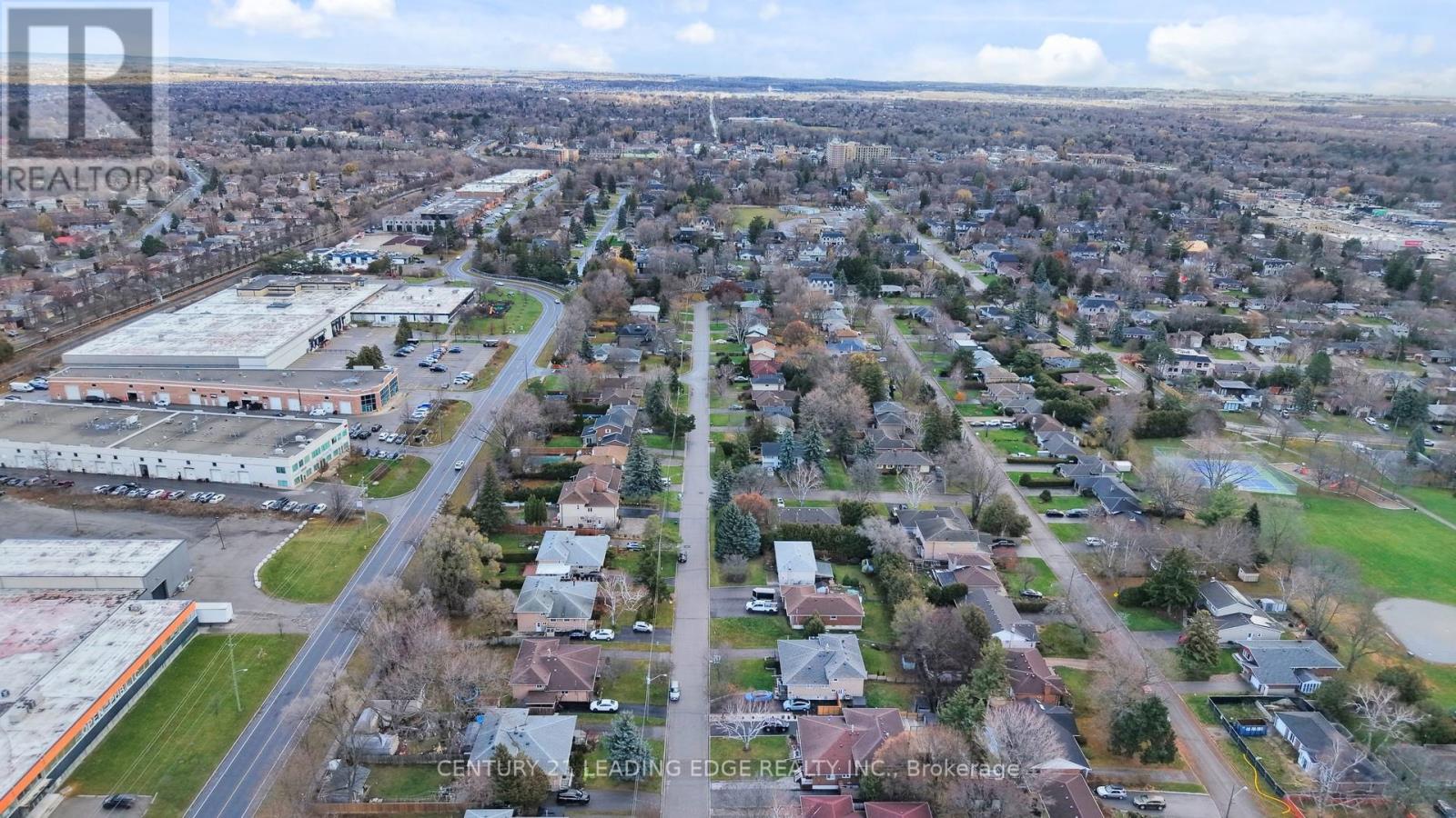 113 Sherwood Forest Drive, Markham, Ontario  L3P 1P9 - Photo 42 - N12598440