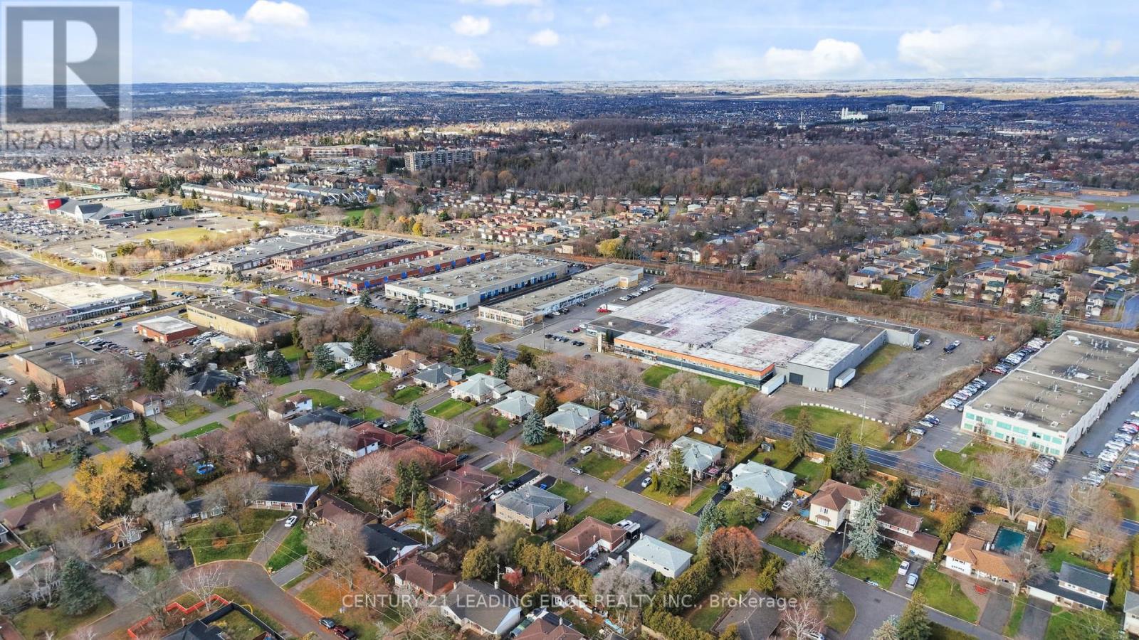 113 Sherwood Forest Drive, Markham, Ontario  L3P 1P9 - Photo 43 - N12598440