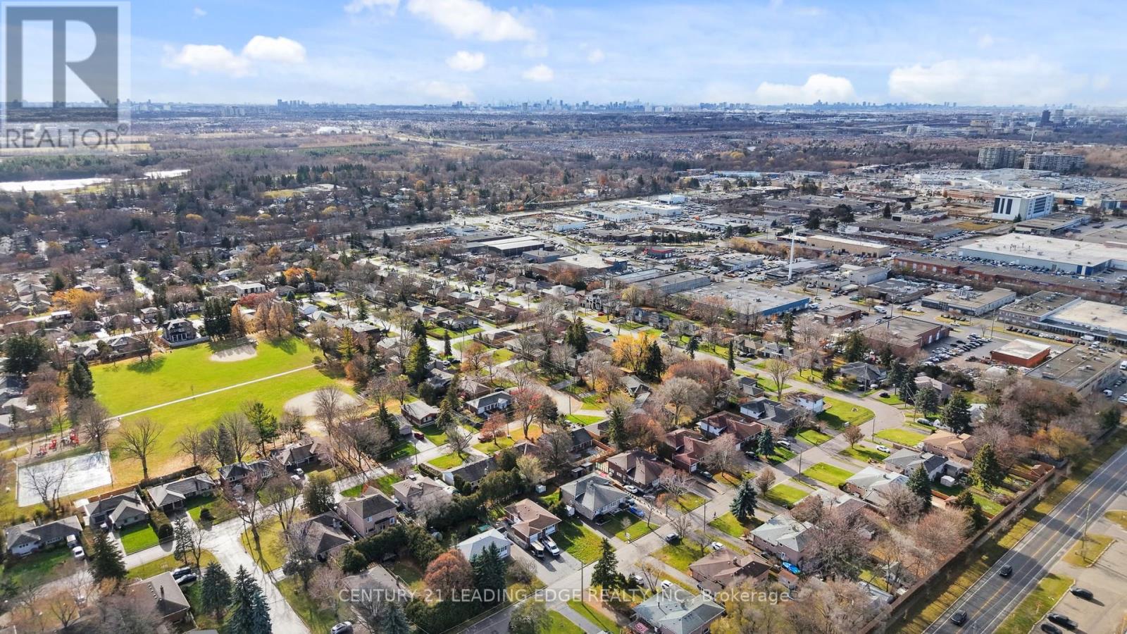 113 Sherwood Forest Drive, Markham, Ontario  L3P 1P9 - Photo 44 - N12598440