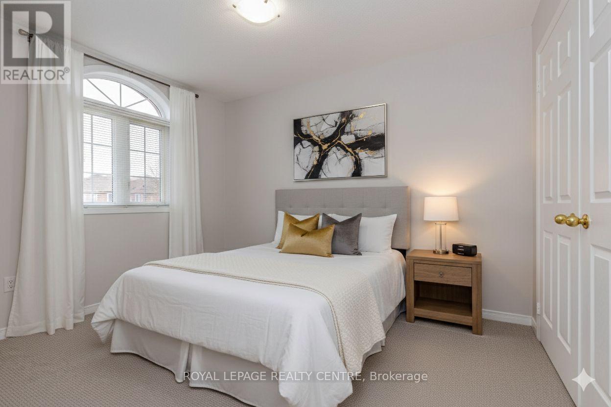 70 Charcoal Way, Brampton, Ontario L6Y 5R9 - Photo 25 - W12550574